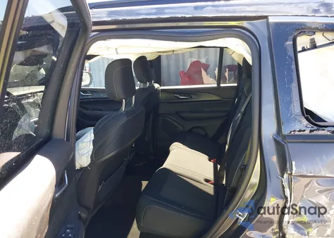 2024 Jeep Grand Cherokee Laredo X 4X4 из США, поврежденный, VIN 1C4RJHAG9RC212096